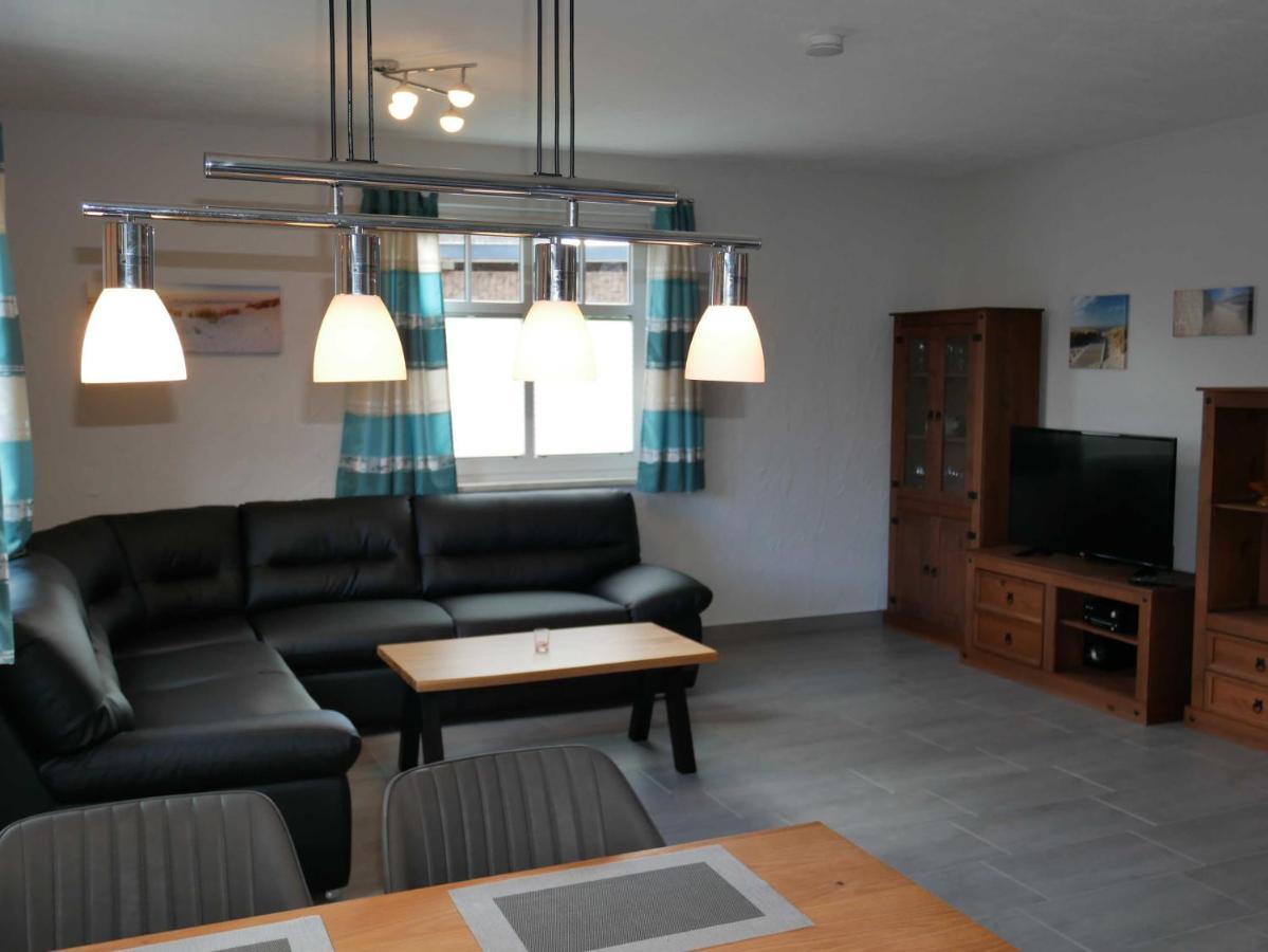 Sellin Apartment